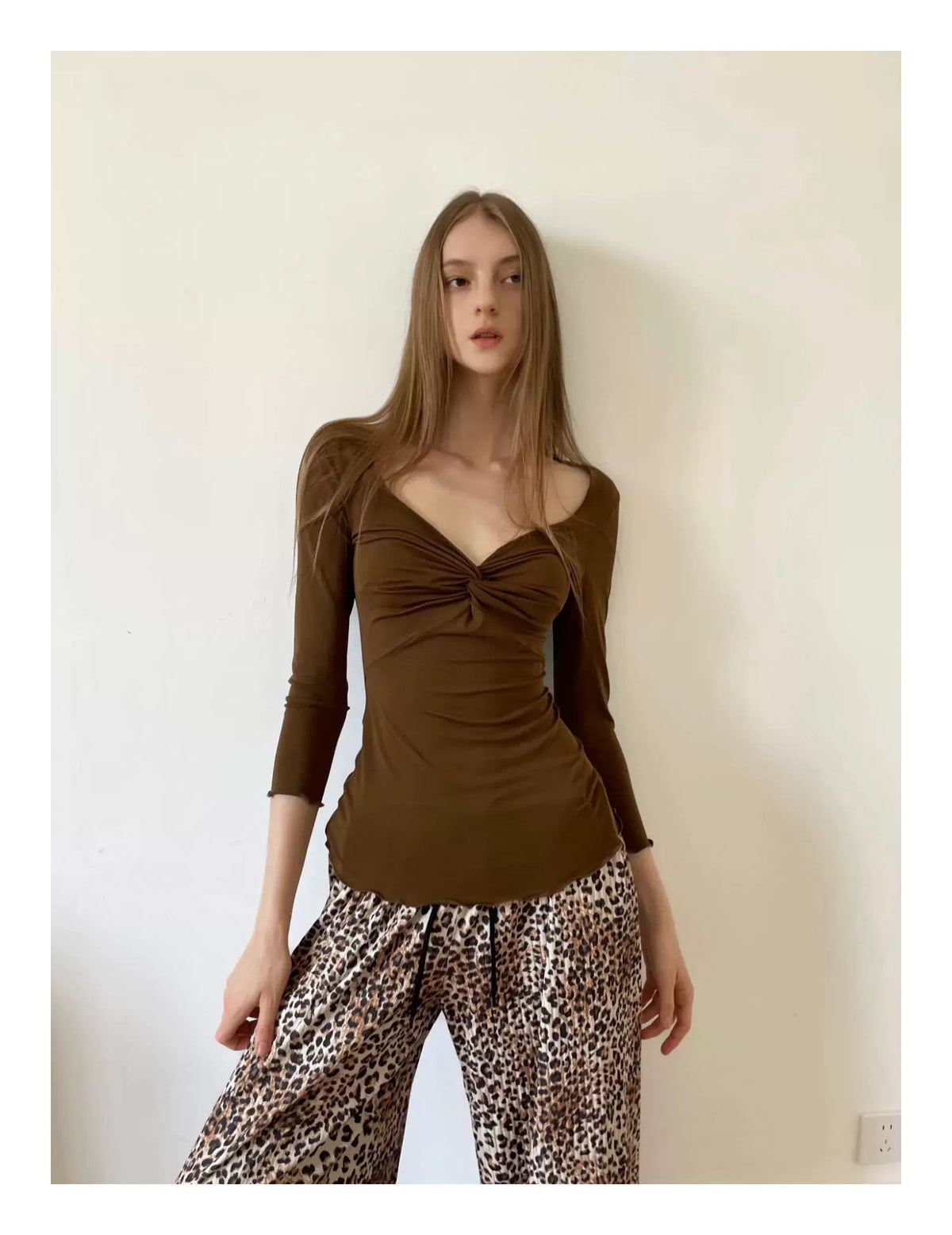 Pas a Pas Vネック 長袖Tシャツ
